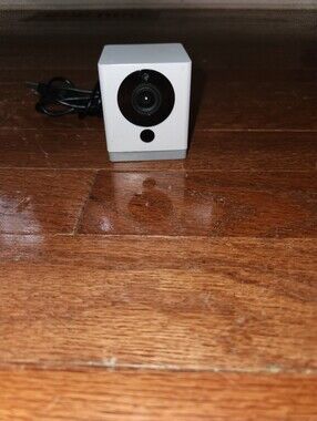 Wyze White Indoor WiFi Cube Camera with Gray Base